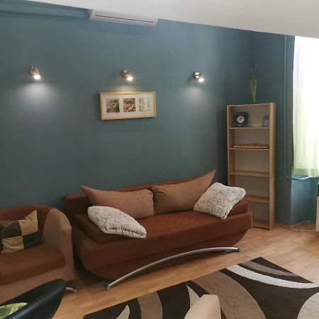 Galeria Apartman Сегед Екстериор снимка