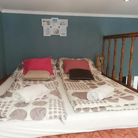 Galeria Apartman Сегед Екстериор снимка