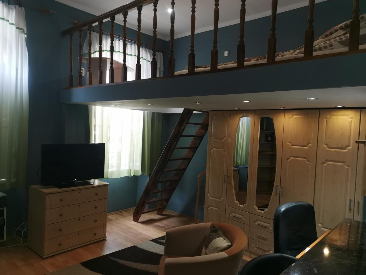Galeria Apartman Сегед Екстериор снимка
