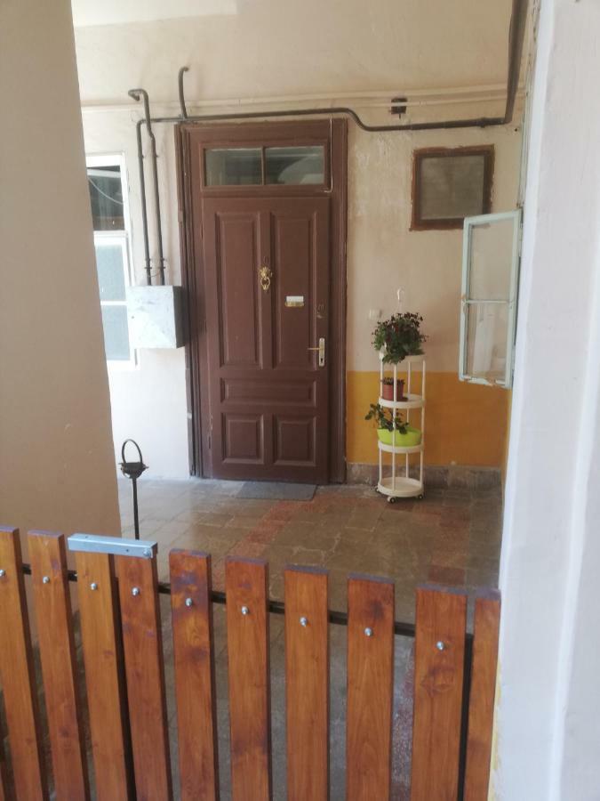 Galeria Apartman Сегед Екстериор снимка